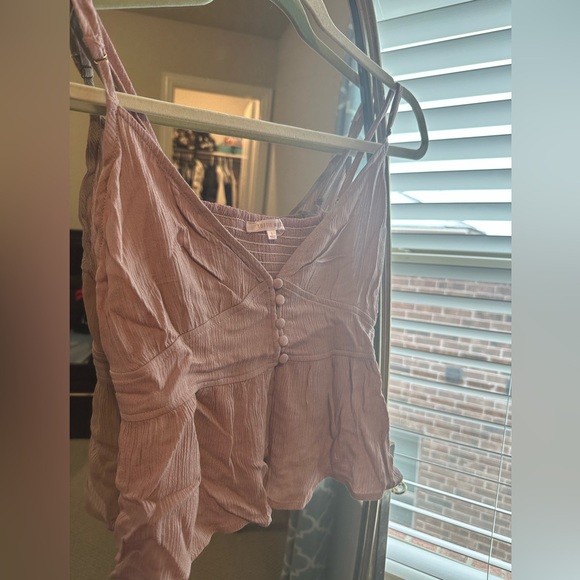 Pink top - Picture 2 of 4